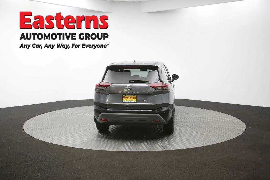 Used 2023 Gray Nissan SV image 36