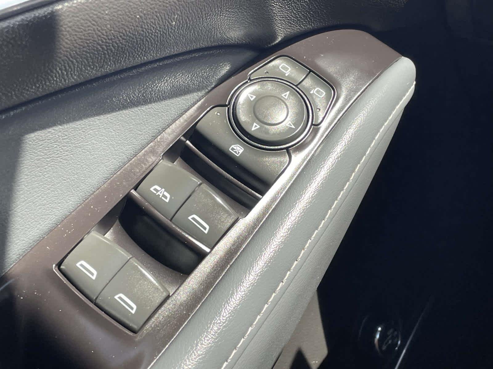 Used 2020 Satin Steel Metallic Buick Essence image 34