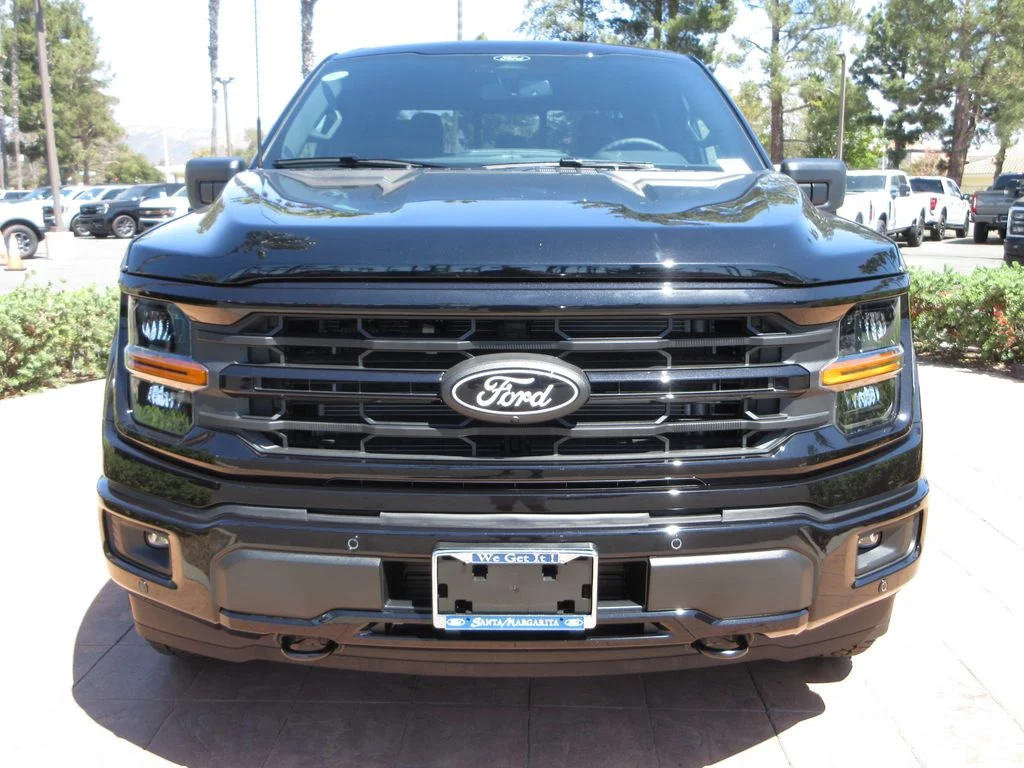 New 2026 Agate Black Metallic Ford XLT image 8