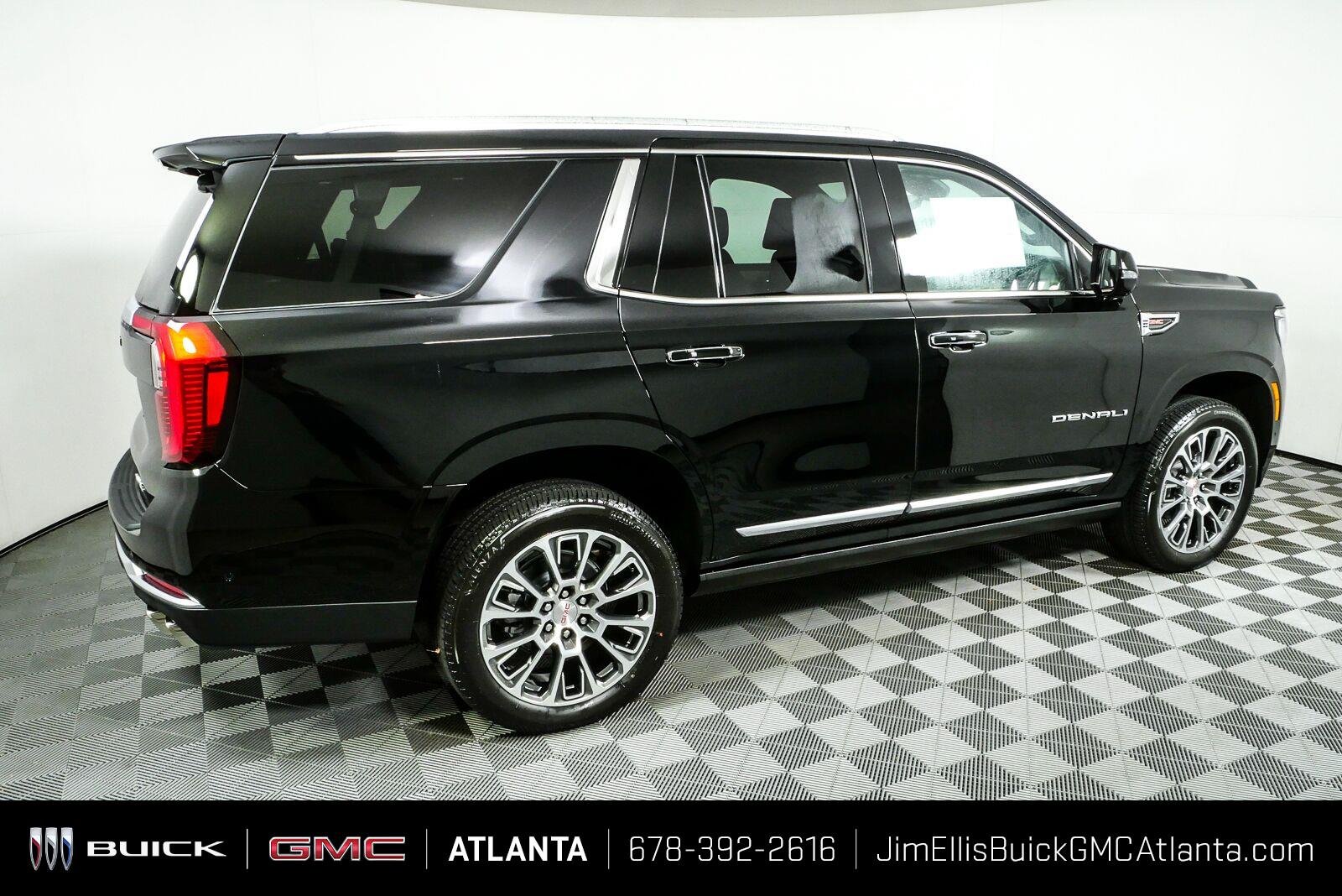 2027 GMC Yukon Denali - Photo 2