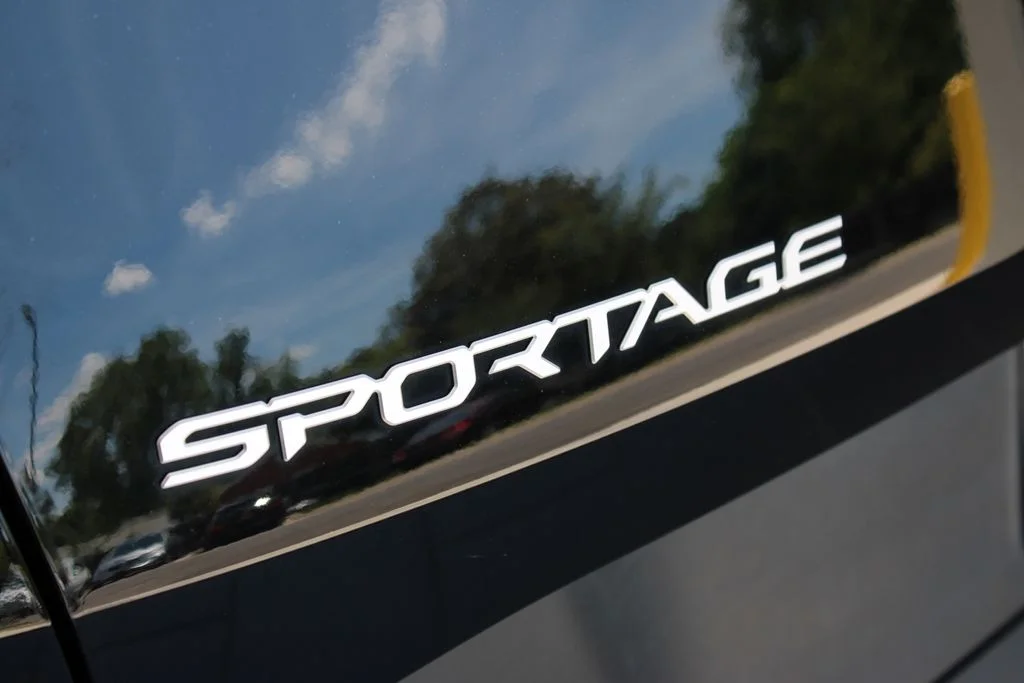 Used 2023 Ebony Black Kia X-Pro Prestige image 36