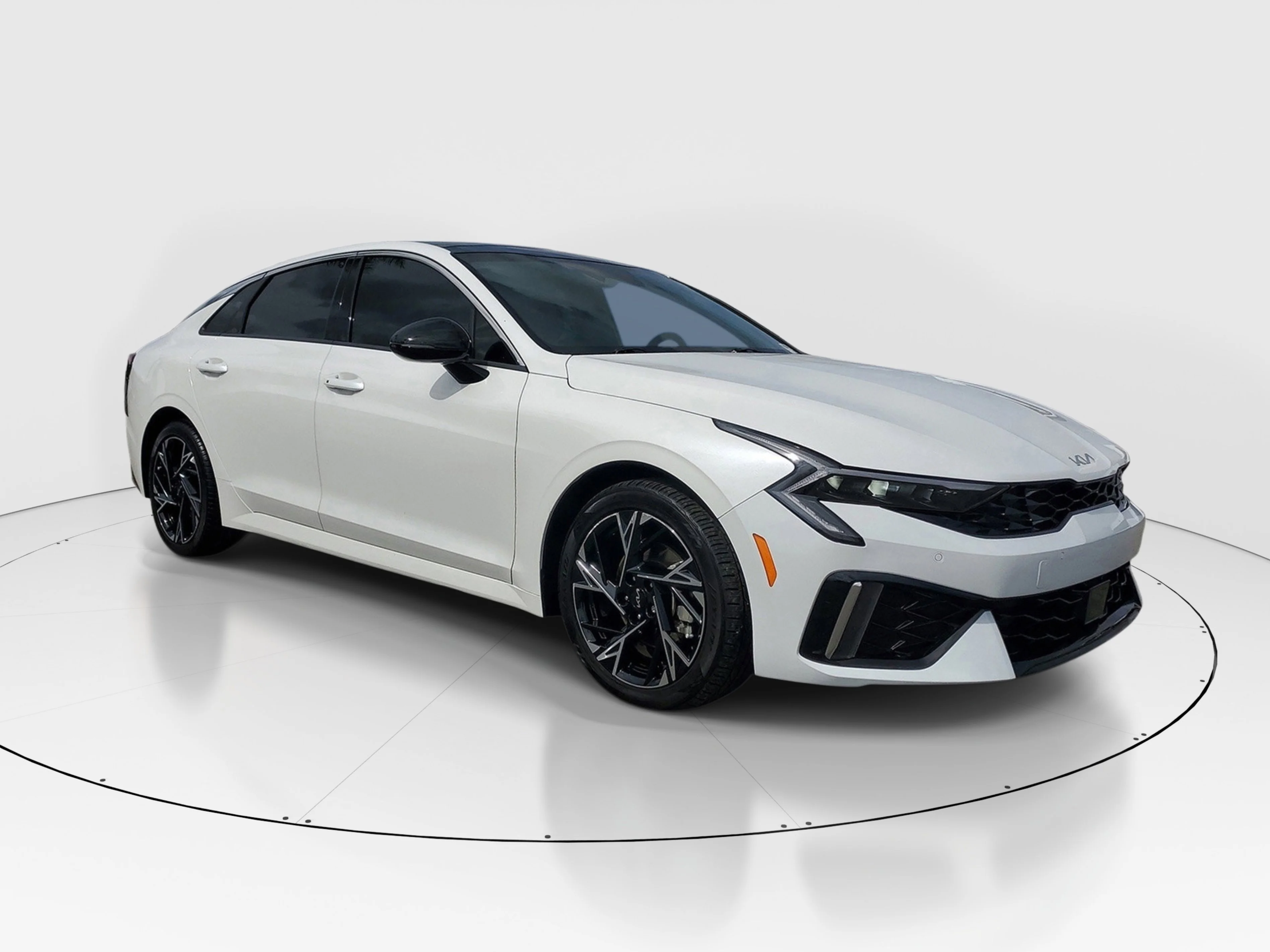 Certified Used 2025 White Kia GT-Line image 2