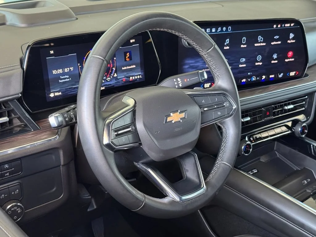 Used 2025 Black Chevrolet LT image 19