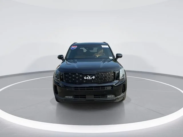 Used 2022 Black Kia SX image 2