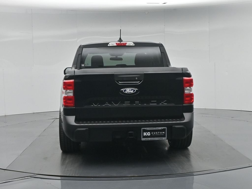 New 2026 Shadow Black Ford XLT image 22