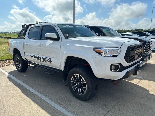 2023 Toyota Tacoma SR5