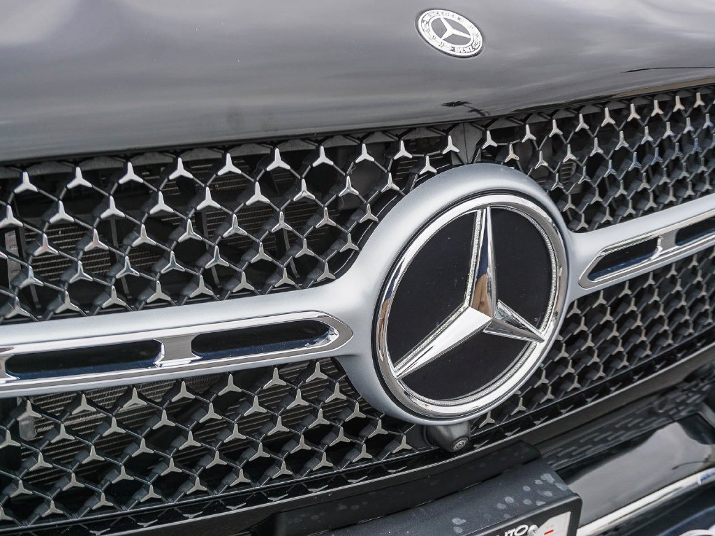 Used 2024 Black Mercedes-Benz GLE 350 image 11