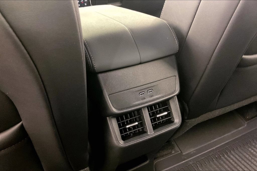 2026 GMC Terrain AT4 - Photo 8