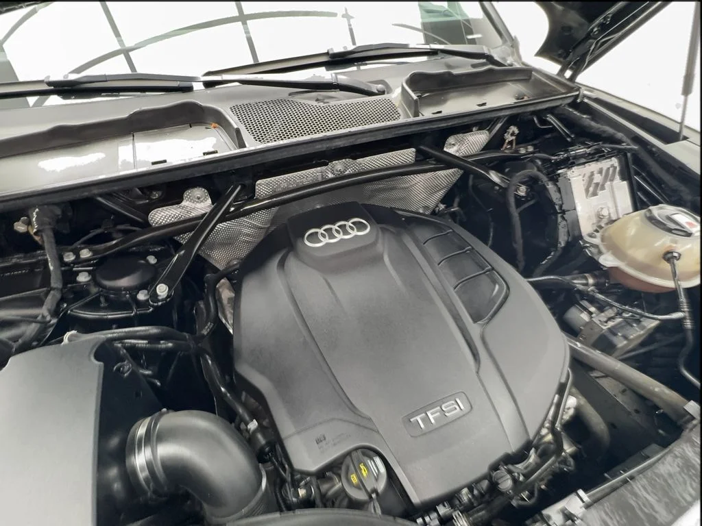 Used 2018 Black Audi 2.0T image 17