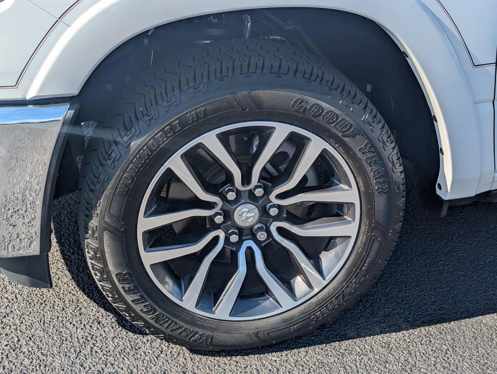 Used 2025 Bright White Clearcoat Ram Longhorn image 12