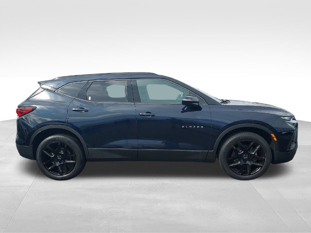 Used 2020 Blue Chevrolet LT image 6