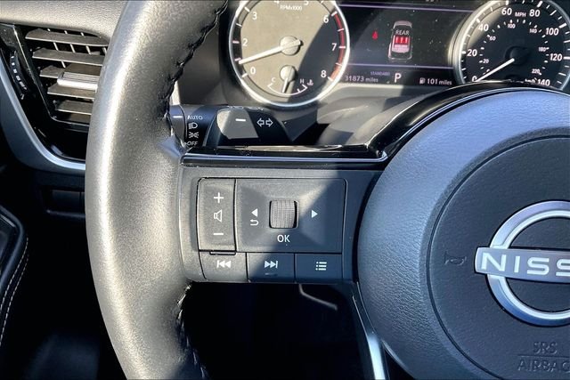 Used 2023 White Nissan SL image 16