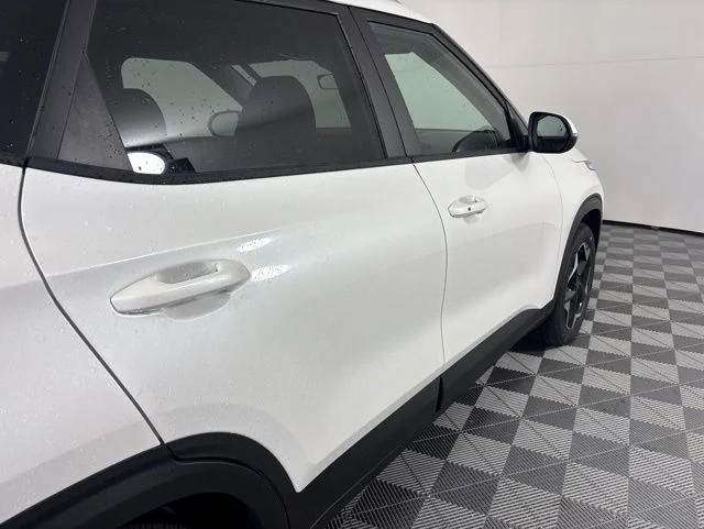 New 2026 White Kia S image 9