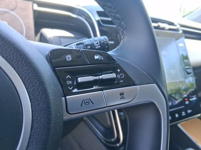 Used 2023 Shimmering Silver Hyundai SEL image 29