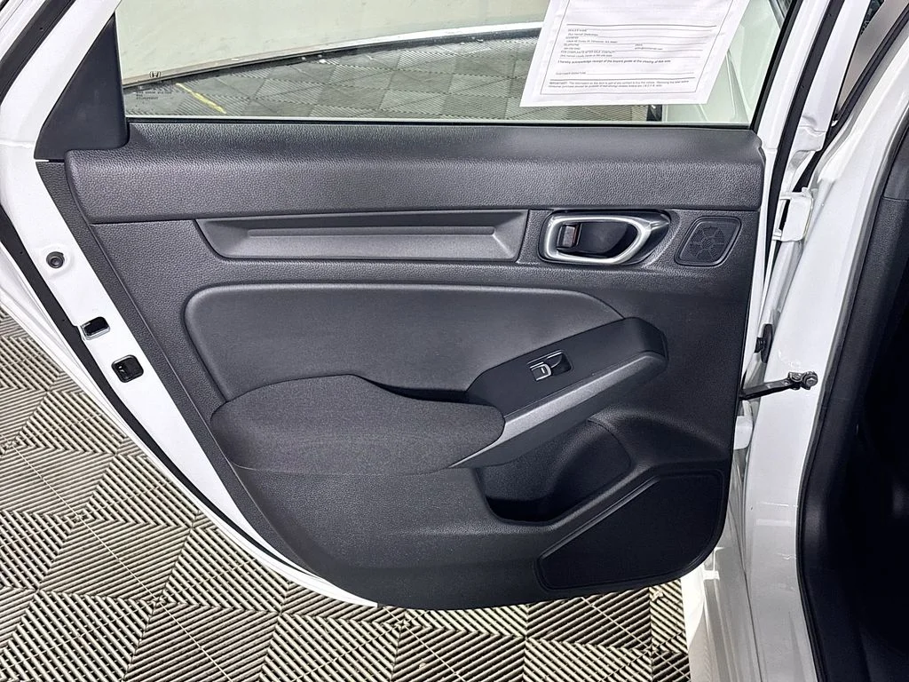 Used 2025 White Honda Sport image 18