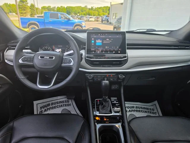 Used 2024 White Jeep Limited image 12