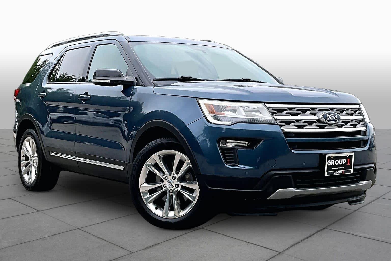 Used 2018 Blue Metallic Ford XLT image 3