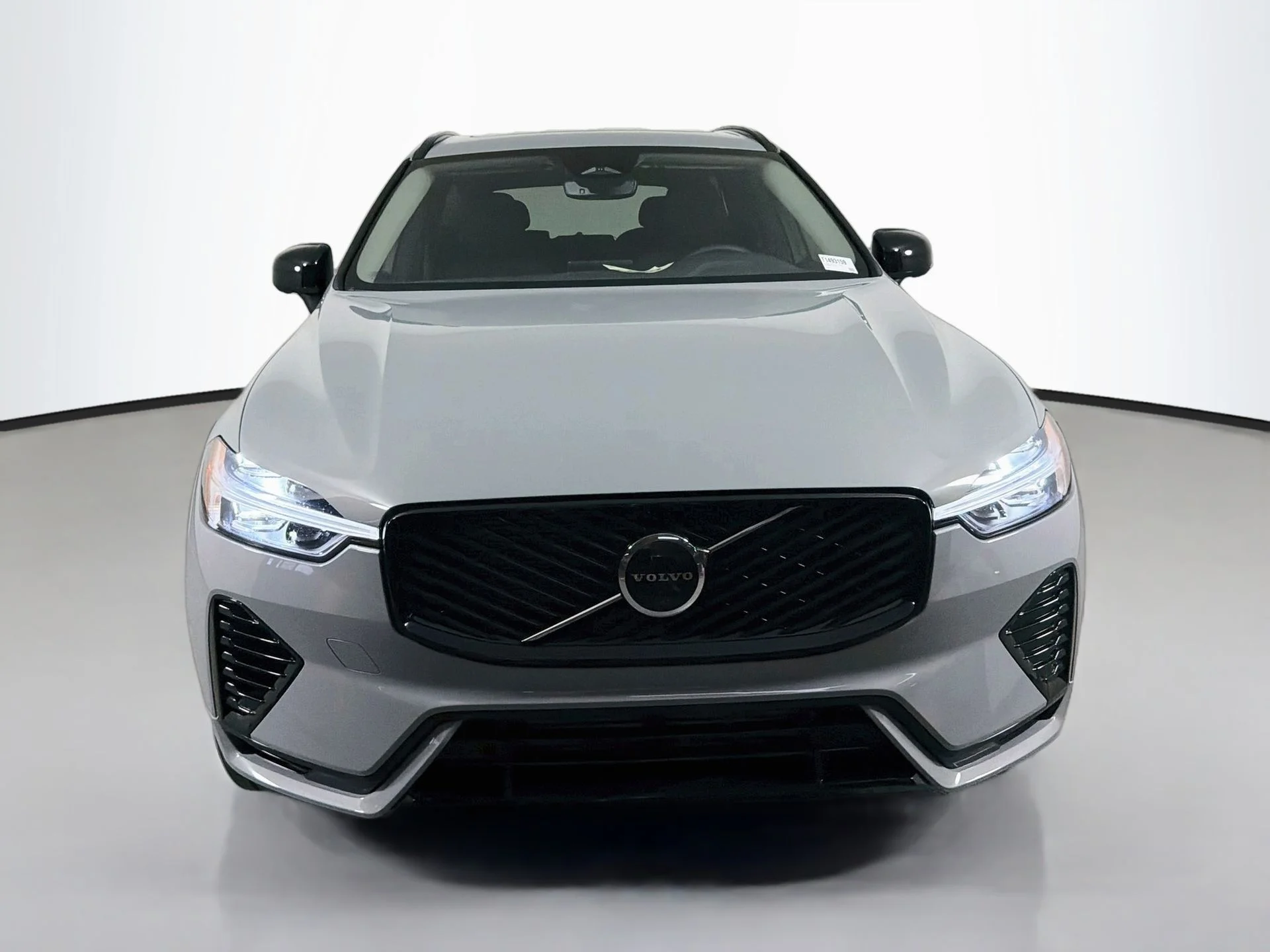 New 2026 Vapour Grey Volvo Plus image 2