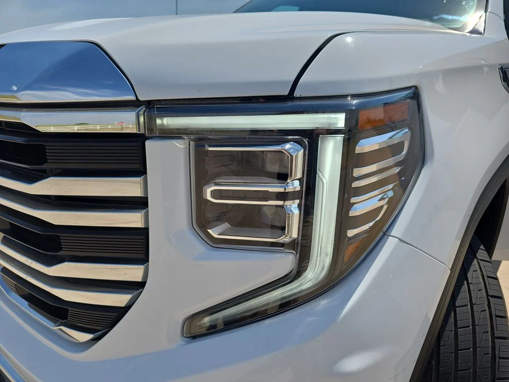 2025 GMC Sierra 1500 SLT - Photo 68