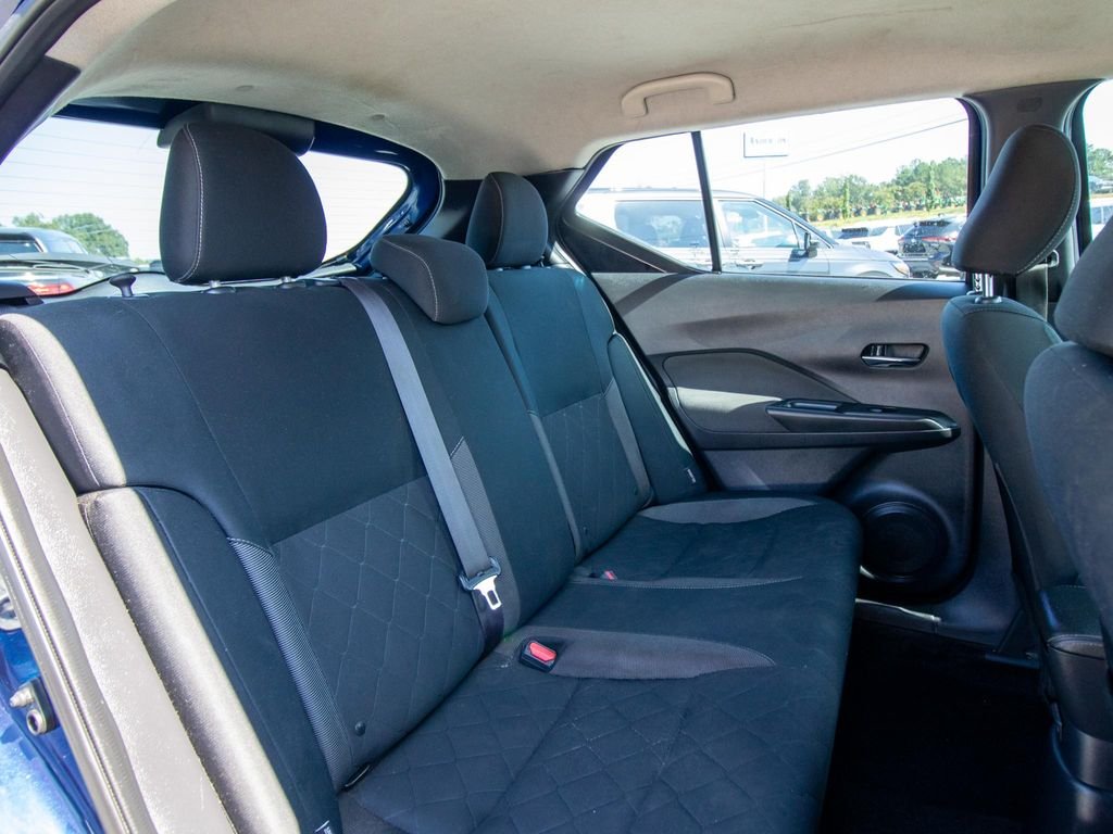 Used 2020 Blue Nissan SV image 18