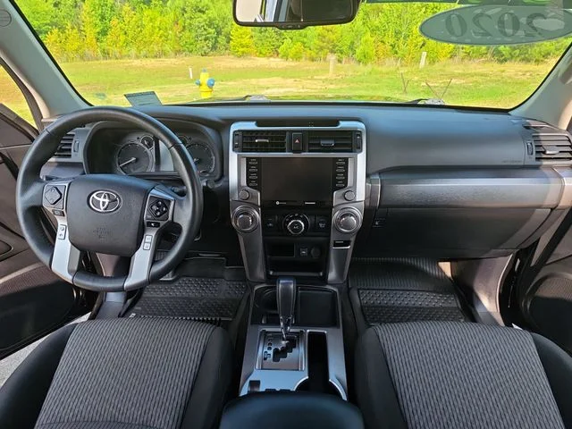 Used 2020 Black Toyota SR5 image 10