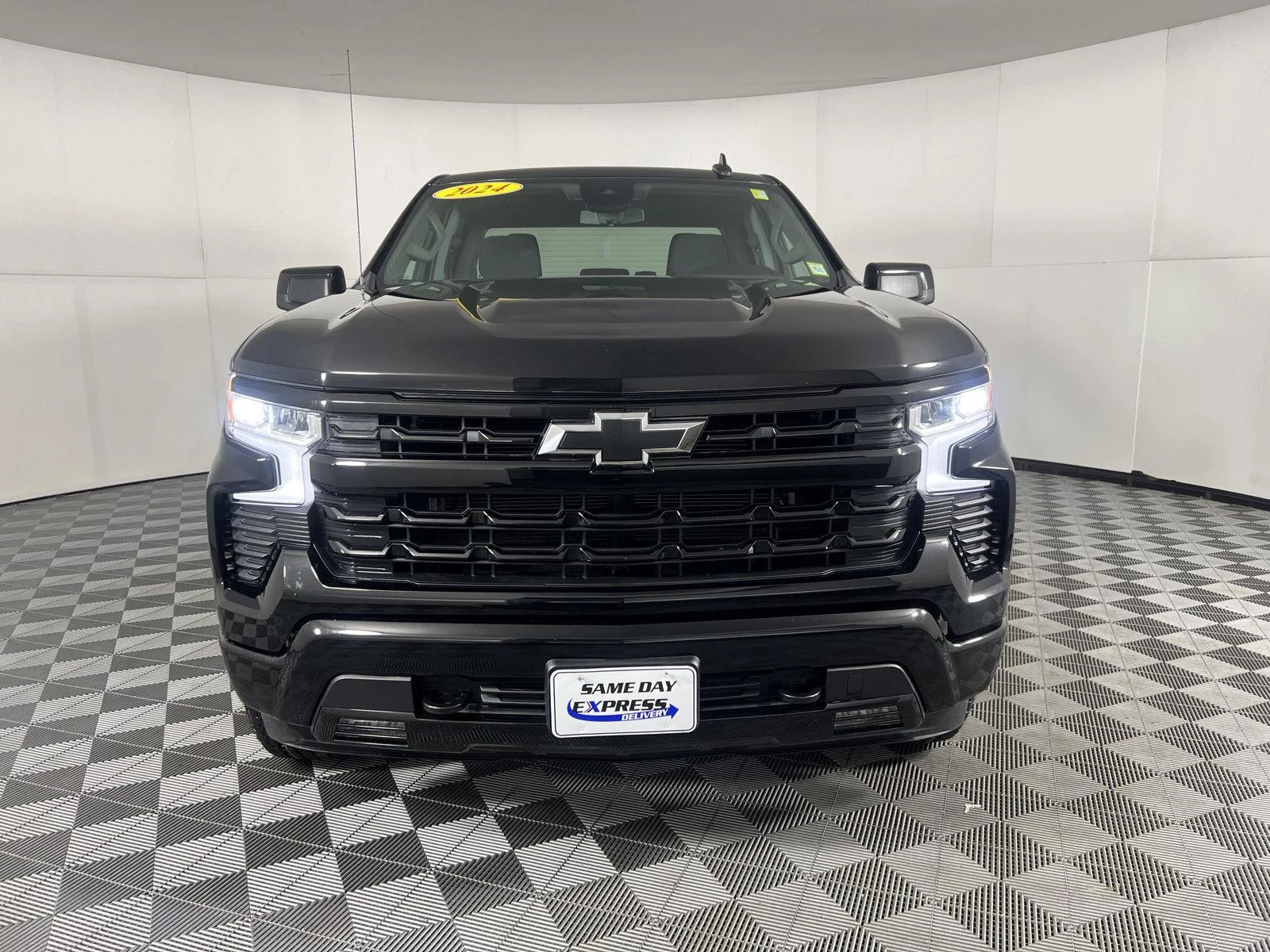 Used 2024 Black Chevrolet RST image 17