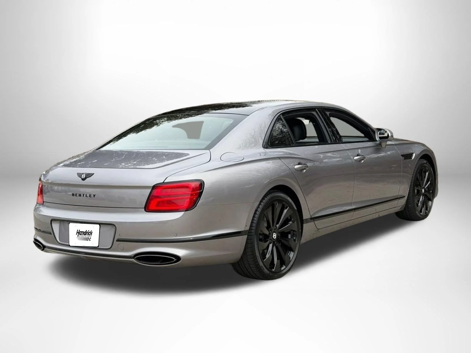 New 2026 Silver Bentley  image 12