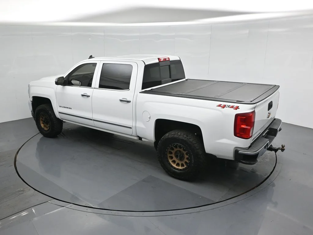 Used 2018 White Chevrolet LTZ image 39