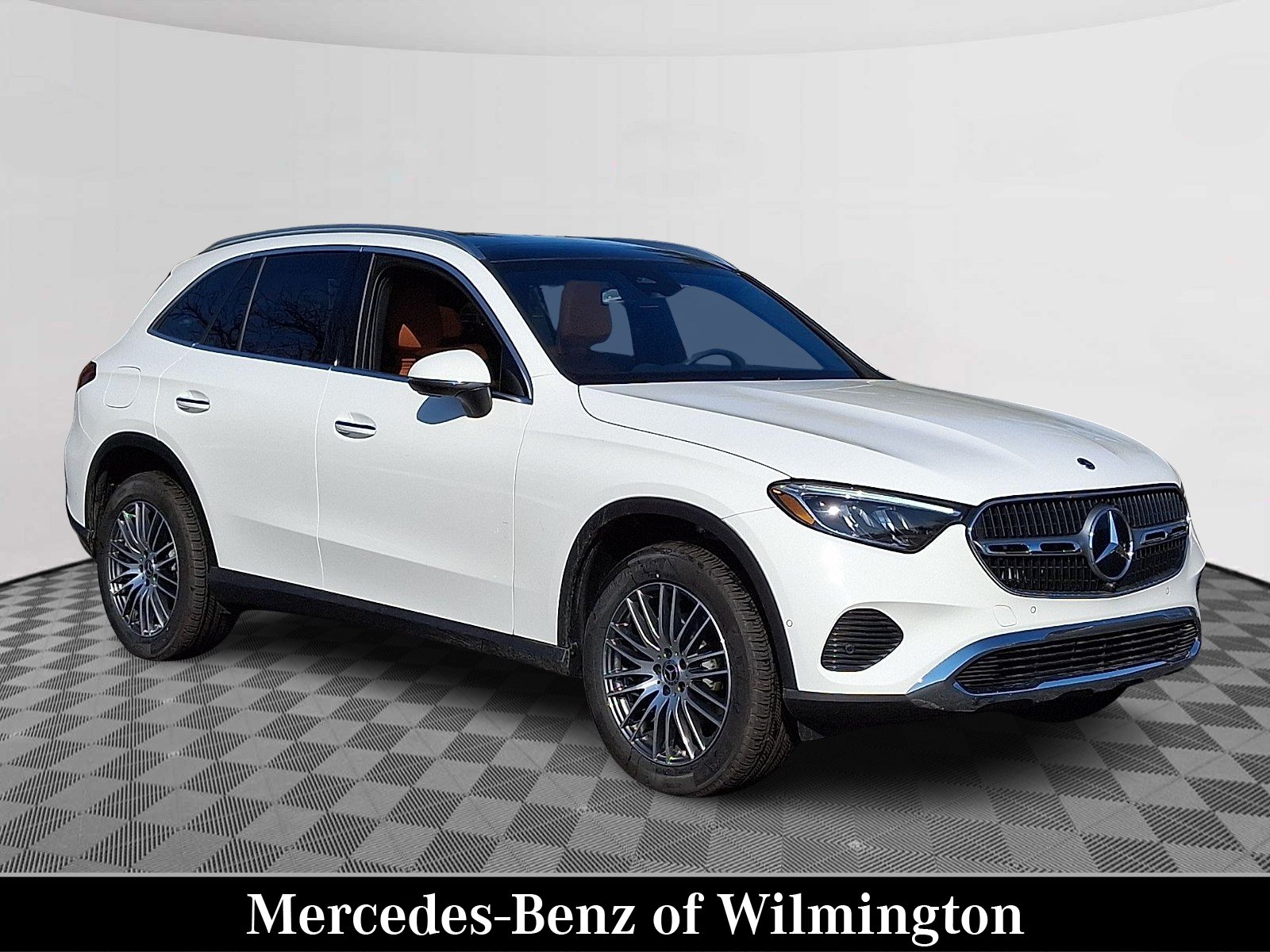 2026 Mercedes-Benz GLC GLC 300 4MATIC's photo