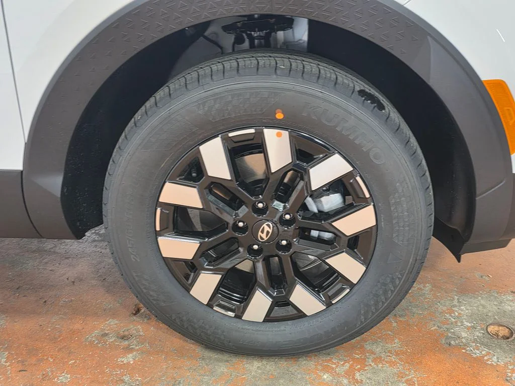 New 2026 Atlas White Hyundai SEL image 8