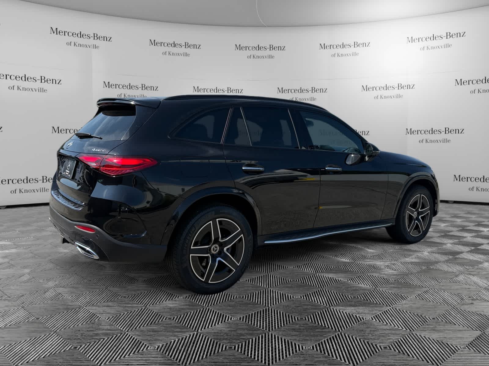 Certified Used 2025 Obsidian Black Metallic Mercedes-Benz GLC 300 image 7