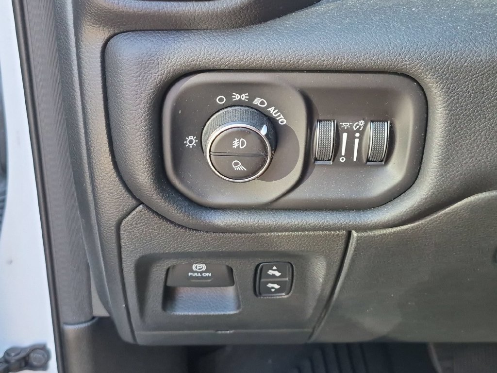 Used 2023 White Ram Laramie image 10