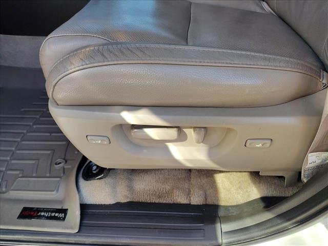 Used 2008 Arctic Frost Pearl White Toyota Platinum image 11