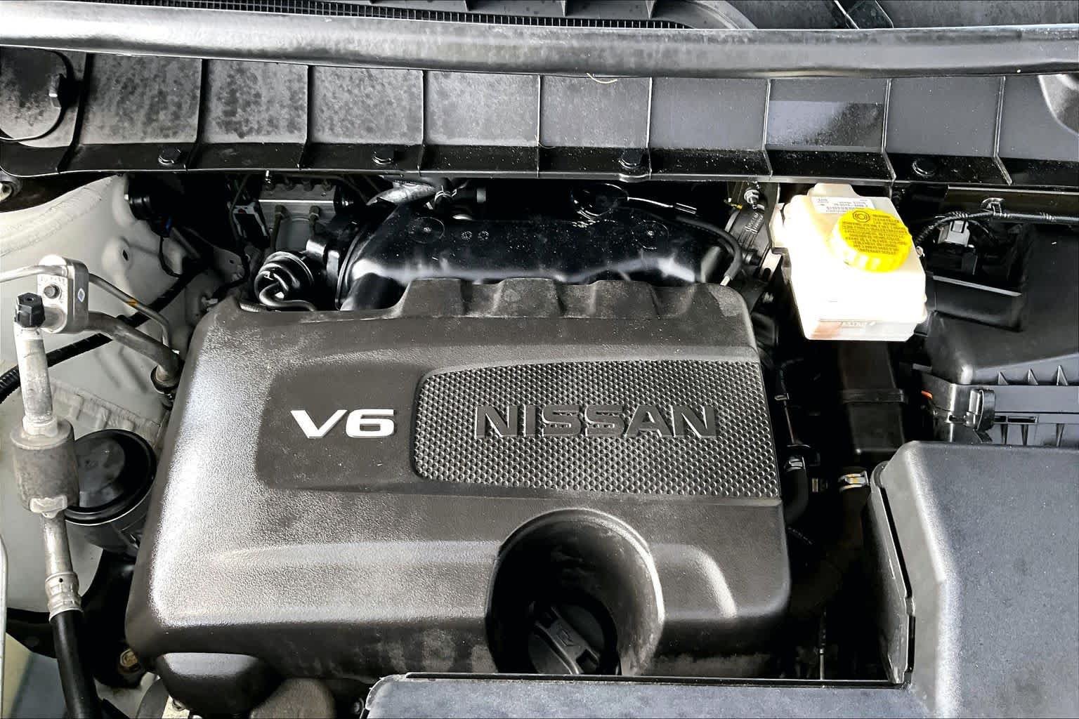 Used 2022 Pearl White Tricoat Nissan SV image 32