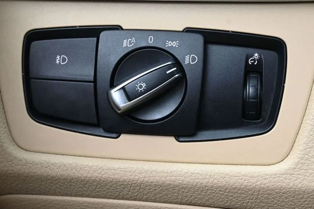 Used 2018 Blue BMW 430i xDrive image 18