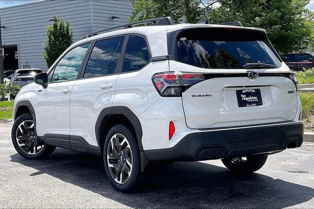 New 2026 CRYSTAL WHITE PEARL Subaru Premium Hybrid image 3