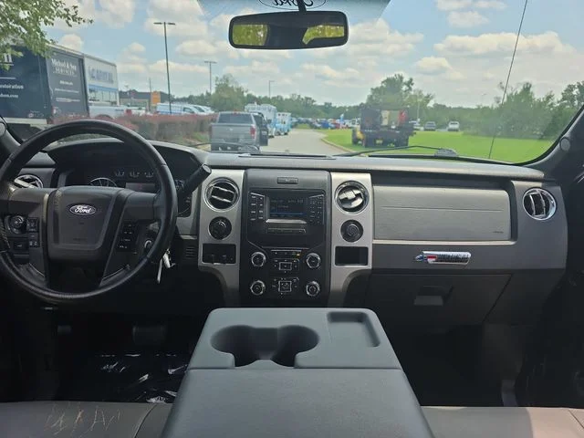 Used 2013 Gray Ford XLT image 10