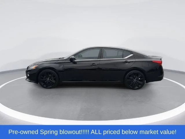 Used 2022 Black Nissan 2.5 SR image 5