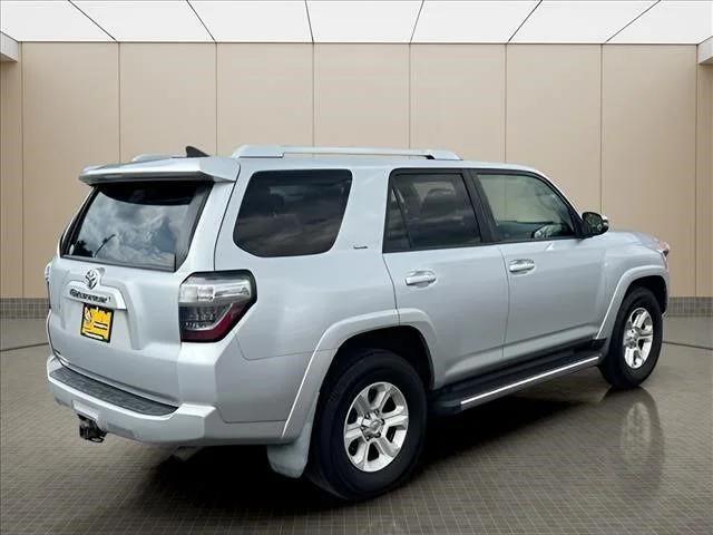 Used 2016 Silver Toyota SR5 Premium image 3