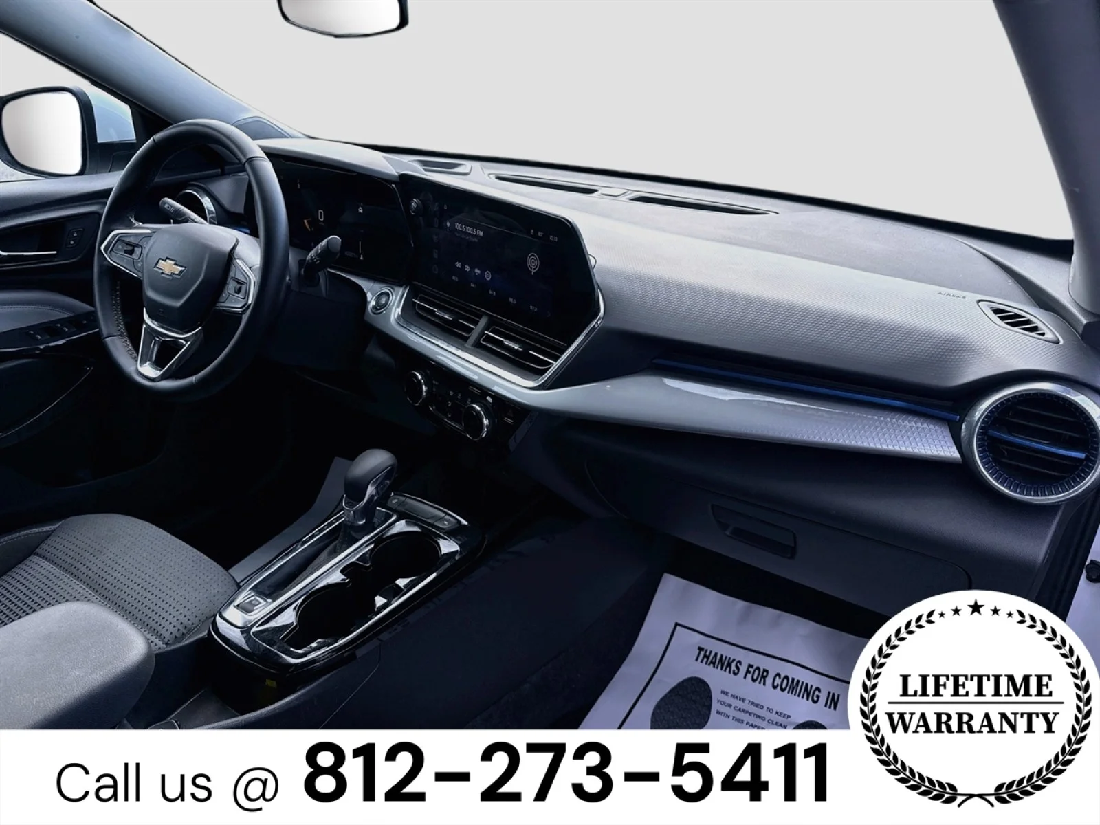 Used 2025 WHITE Chevrolet LT image 27