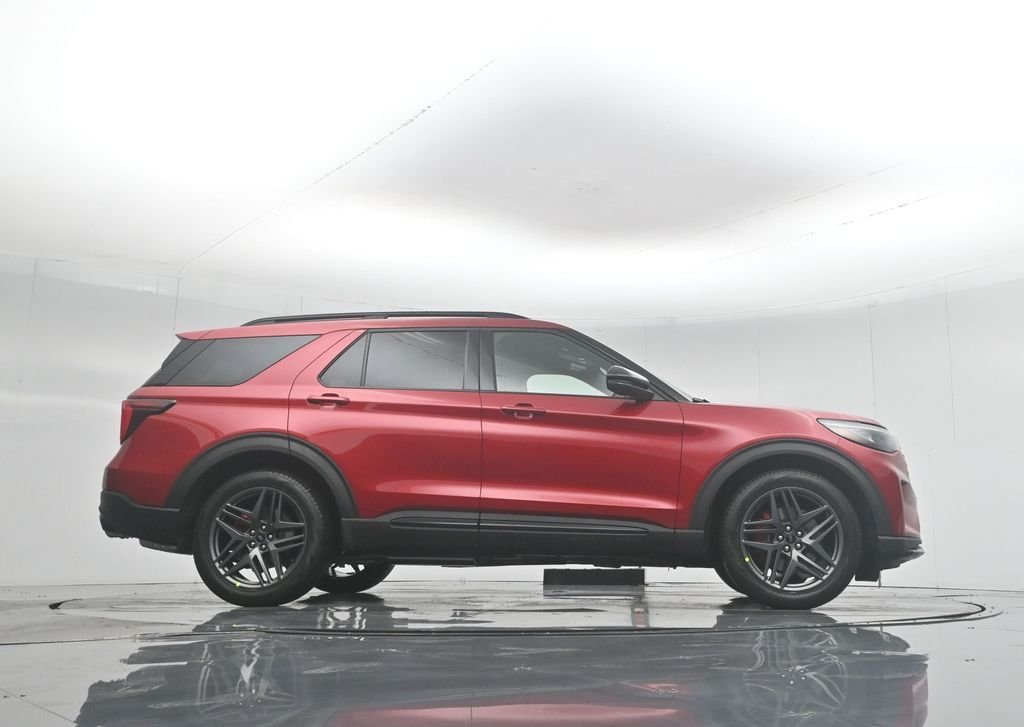 New 2026 Rapid Red Metallic Tinted Clearcoat Ford ST image 53