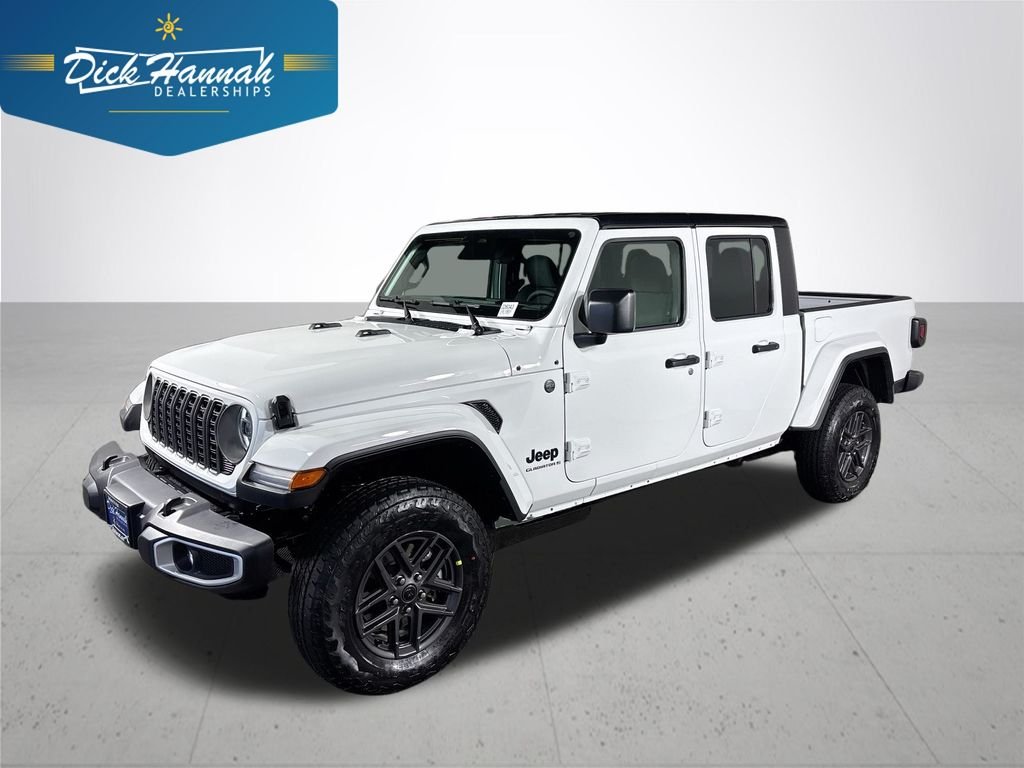 2026 Jeep Gladiator Sport S Auto's photo