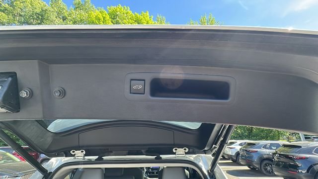 Used 2023 Beige Toyota XLE image 38