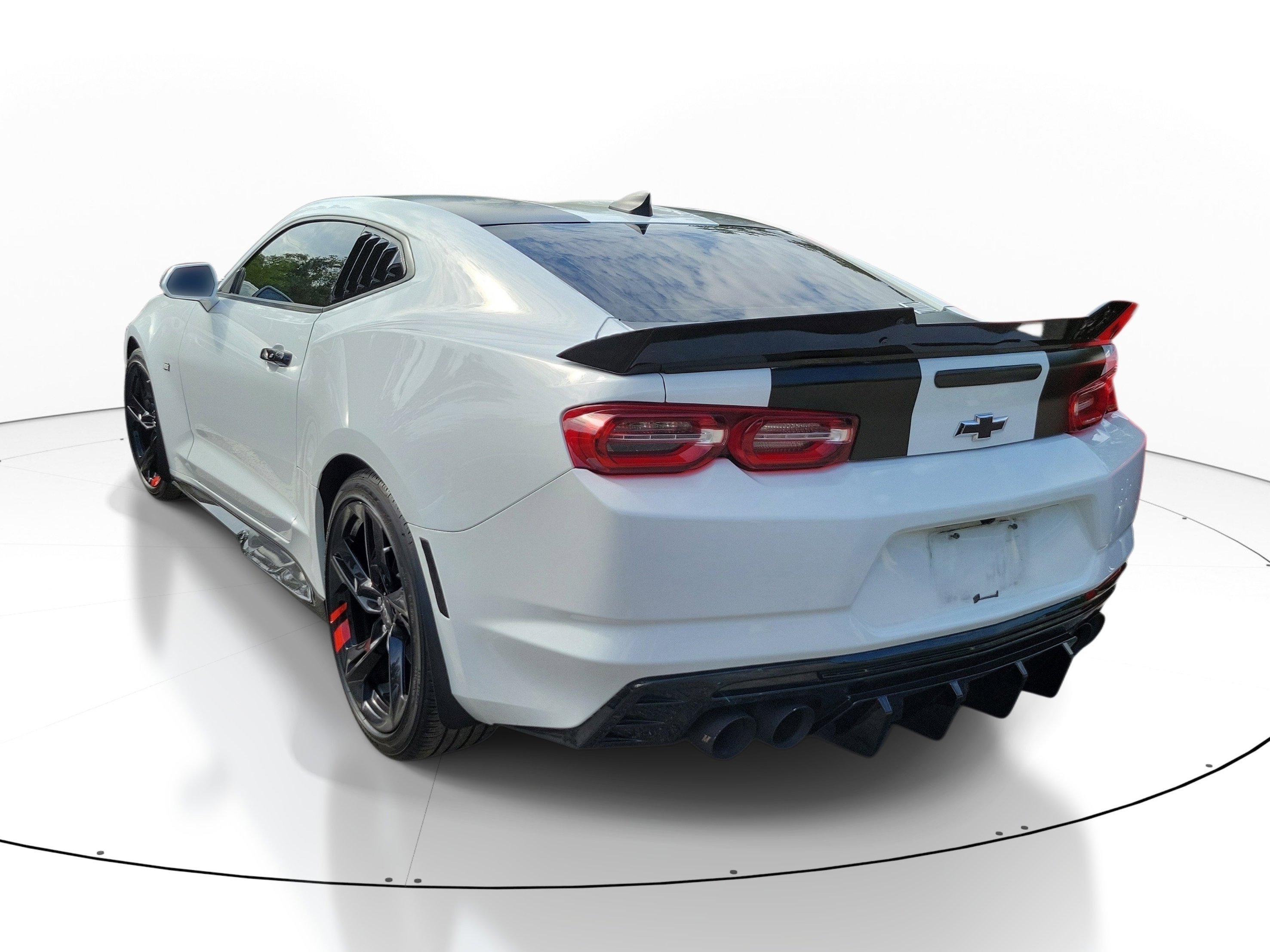 Used 2023 Summit White Chevrolet 2LT image 2