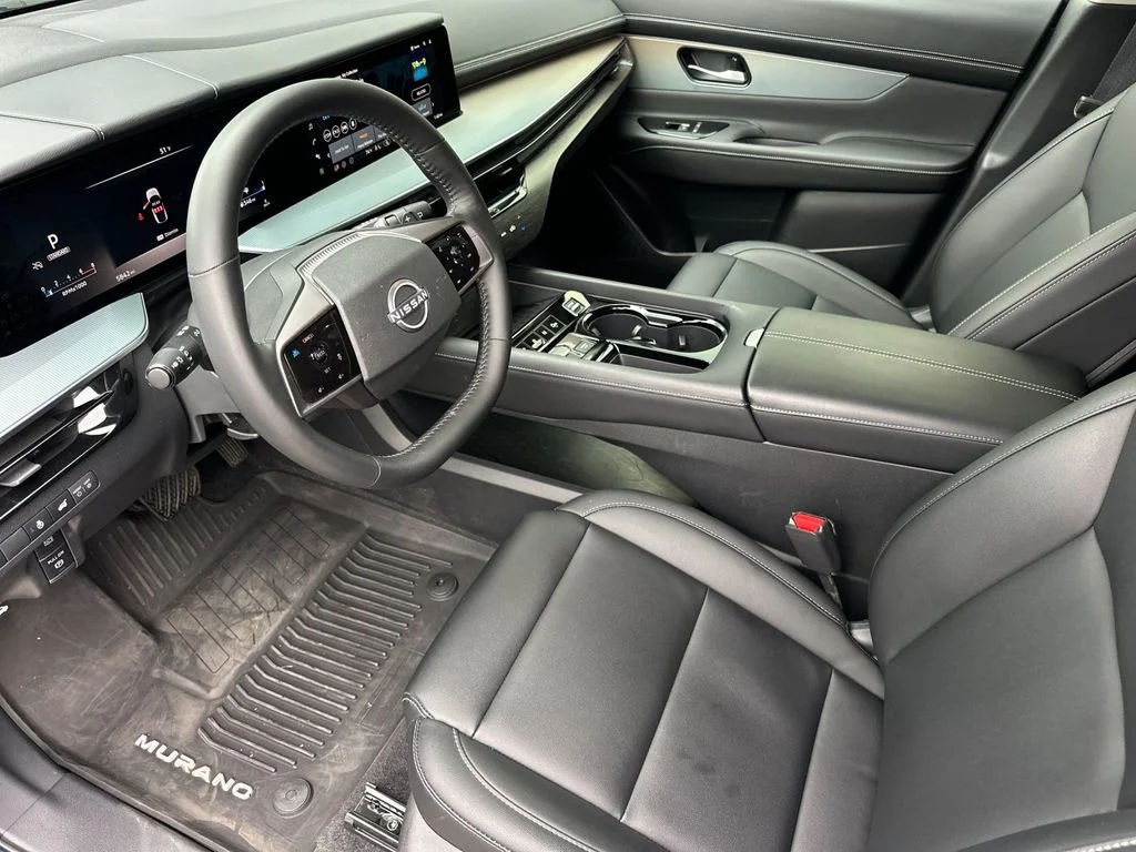 Used 2025 Deep Ocean Blue Pearl/Super Black Nissan SL image 9