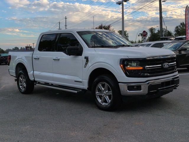 Used 2024 White Ford XLT image 3