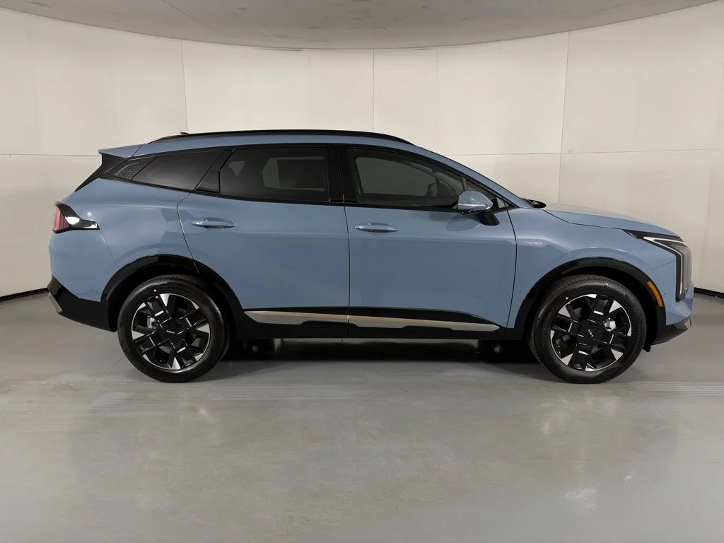 New 2026 Heritage Blue Kia SX Prestige image 9