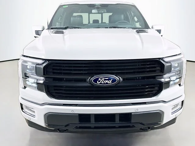 New 2026 Avalanche Ford Platinum image 2