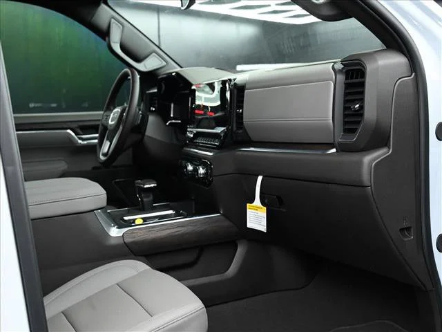 New 2026 Glacier White Tricoat GMC SLT image 59