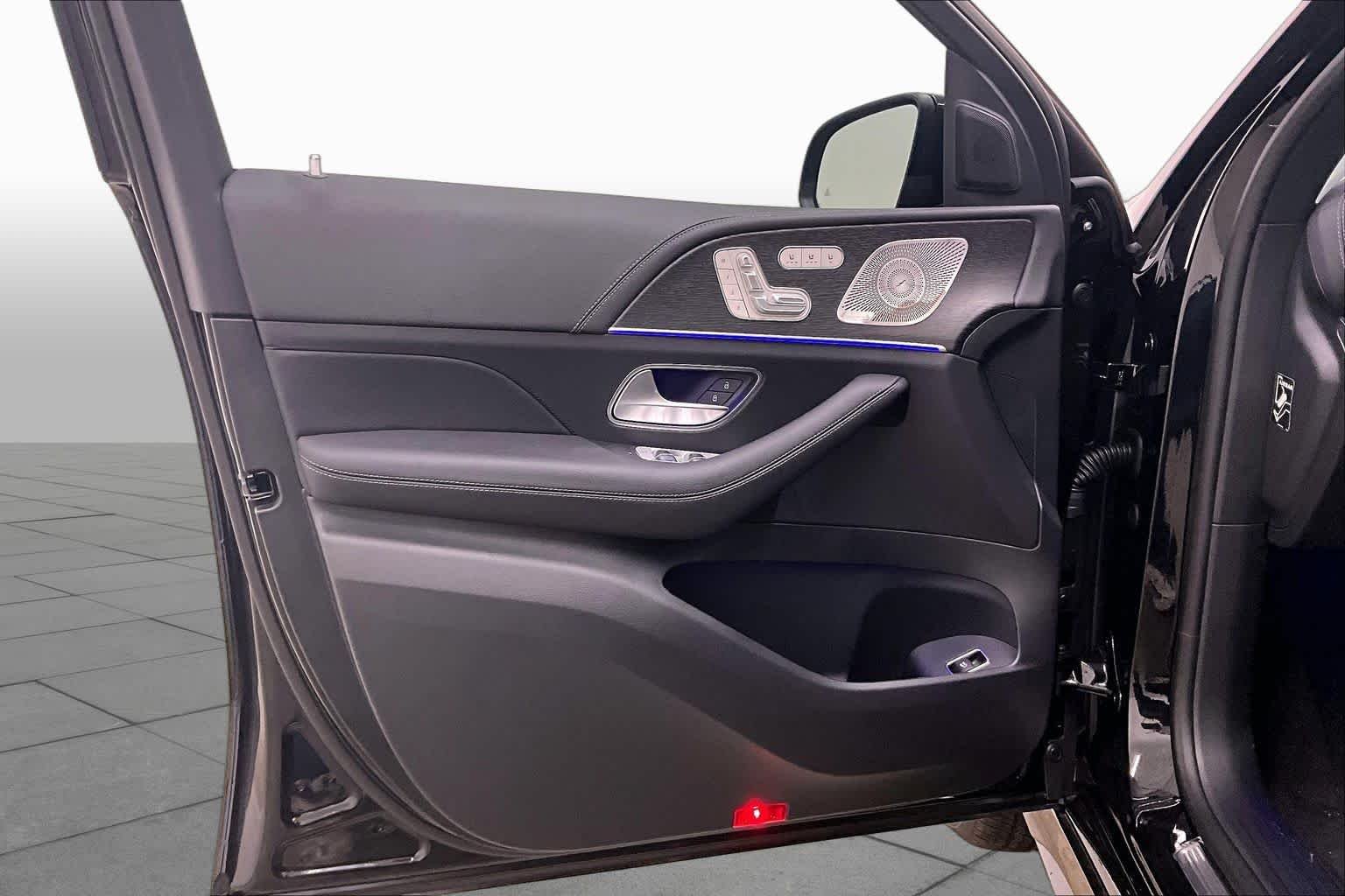 New 2026 Obsidian Black Metallic Mercedes-Benz GLE 450 image 10